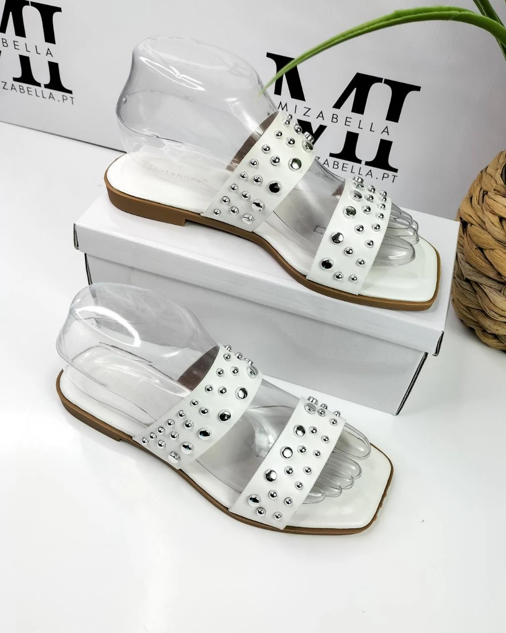 Chinelo / Sandália branca com taxas T.38 – photo 2